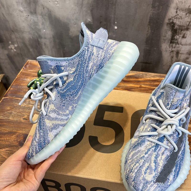 아디다스 이지부스터 Adidas Yeezy 350V1