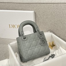 [하이엔드급] 디올 Lady Dior 미니 백 / 울트라매트 스톤그레이 [매장가750만원대]