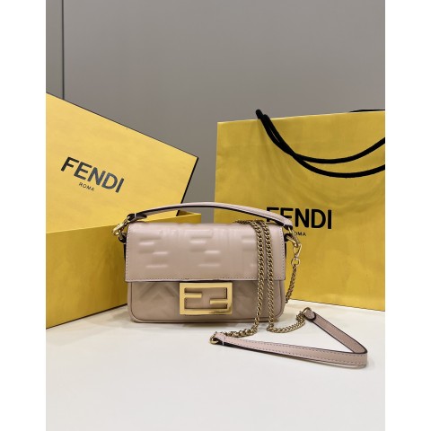 펜디 Fendi 바게트 미니 체인 백 / 누드베이지 [매장가320만원대]