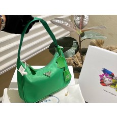 ★갓성비상품★PRADA 프라다 리에디션 리나일론 호보백 / 6컬러