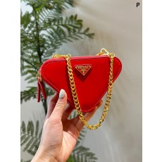 ★갓성비상품★PRADA 프라다 페이턴트 레더 삼각 미니백 / 2컬러