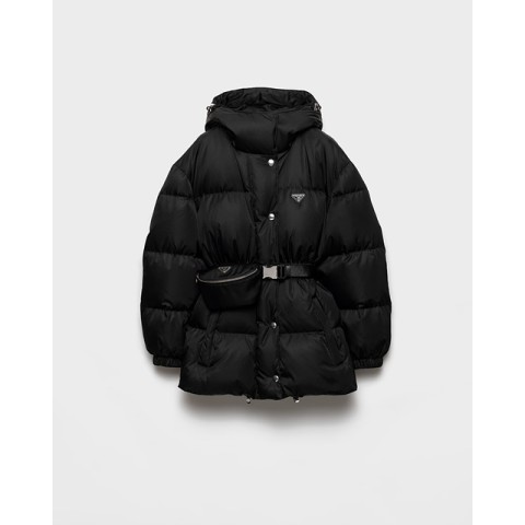 프라다 리나일론 다운 자켓 [ 매장가 400만원 대 ]